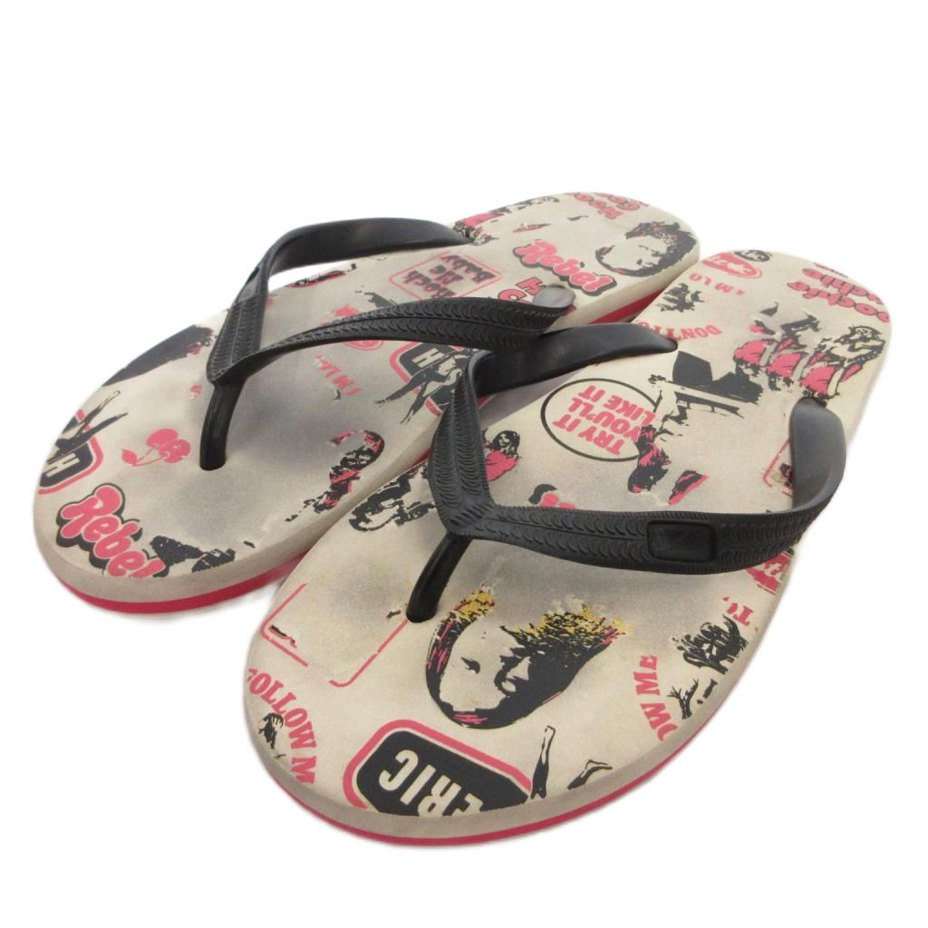 【中古】ヒステリックグラマー HYSTERIC GLAMOUR ビーチサンダル プリント柄 生成り オフホワイト ピンク /ML ■IBO101 メンズ 【ベクトル 古着】 260821ブランドヒステリックグラマー HYSTERIC GLAMOUR表記サイズサイズ表記なし(実寸サイズをご参考ください。)実寸サイズ最大幅：10.5cm　アウトソール：28cm　　素材素材表記なし色生成り オフホワイト ピンク状態・プリント部分の剥がれおよび全体的に黒い汚れあり ※全体的に中古品としての使用感とダメージがありますが、通常使用には支障のない商品です。 掲載写真や記載内容をご確認いただき、ご理解の上ご購入ください。付属品付属品なし、写真に写っている物が全てです。備考こちらのお品物は店舗で保管しておらず、店頭販売出来かねます。（※お取り寄せも出来かねます）商品のお問い合わせの回答を休止しております。＊各商品ページの商品詳細等をご確認の上ご購入ください。【中古】ヒステリックグラマー HYSTERIC GLAMOUR ビーチサンダル プリント柄 生成り オフホワイト ピンク /ML ■IBO101 メンズ 【ベクトル 古着】 260821状態ランク　”B”詳細については、下記および「状態ランクについて」ページをご覧ください。未使用・新品の商品ほぼ新品同様の商品使用感が少なく、かなり状態の良い商品使用感はあるが、傷や汚れの少ない商品使用感の他、傷や汚れが見られる商品かなり大きな傷みがある難あり商品※S〜CランクはUSED品となりますので、使用感をご理解の上でご入札下さい。状態ランクについてinformationブランドヒステリックグラマー HYSTERIC GLAMOUR表記サイズサイズ表記なし(実寸サイズをご参考ください。)実寸サイズ最大幅：10.5cm　アウトソール：28cm　　素材素材表記なし色生成り オフホワイト ピンク状態・プリント部分の剥がれおよび全体的に黒い汚れあり ※全体的に中古品としての使用感とダメージがありますが、通常使用には支障のない商品です。 掲載写真や記載内容をご確認いただき、ご理解の上ご購入ください。付属品付属品なし、写真に写っている物が全てです。備考こちらのお品物は店舗で保管しておらず、店頭販売出来かねます。（※お取り寄せも出来かねます）商品のお問い合わせの回答を休止しております。＊各商品ページの商品詳細等をご確認の上ご購入ください。本商品は一点物です他サイトや店舗にて販売している商品です。多少のお時間差にて欠品になることもございます。予めご了承頂ますようお願い致します。ベクトル・サイズガイドはこちらこの商品と同じブランドの商品を見る