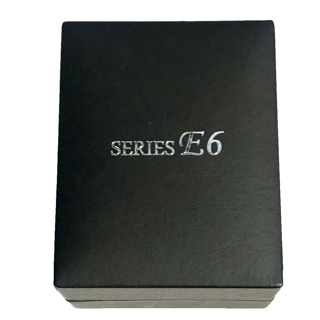 ブランド古着ベクトルプレミアム店の【中古】懐中時計 秋田新幹線 seria E6 シルバーカラー ■GY99 レディース 【ベクトル 古着】 260323｜アングル3