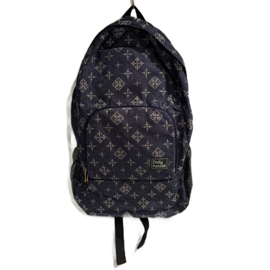 【中古】デイリーラシット Daily russet リュック デイパック バッグパック 総柄 紺 ネイビー ■GY99 メンズ レディース 【ベクトル 古着】 260411
