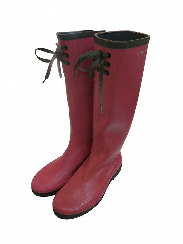 【中古】エーグル AIGLE 長靴 レインシューズ ピンク 38サイズ レディース 【ベクトル 古着】 260731ブランドエーグル AIGLE表記サイズ38サイズ(24)実寸サイズ最大幅：9cm　アウトソール：26cm　　素材ラバー色ピンク仕様パッカブル仕様状態・この商品には下記のようなダメージがあります。 ・左足甲部分が若干変色しています。 ・若干の擦れキズがございます。 その他に目立ったダメージはなくまだまだご使用いただける商品です。 ※あくまでも中古品ですので掲載写真や記載内容をご確認いただき、ご理解の上ご購入ください。商品のお問い合わせの回答を休止しております。＊各商品ページの商品詳細等をご確認の上ご購入ください。【中古】エーグル AIGLE 長靴 レインシューズ ピンク 38サイズ レディース 【ベクトル 古着】 260731状態ランク　”AB”詳細については、下記および「状態ランクについて」ページをご覧ください。未使用・新品の商品ほぼ新品同様の商品使用感が少なく、かなり状態の良い商品使用感はあるが、傷や汚れの少ない商品使用感の他、傷や汚れが見られる商品かなり大きな傷みがある難あり商品※S〜CランクはUSED品となりますので、使用感をご理解の上でご入札下さい。状態ランクについてinformationブランドエーグル AIGLE表記サイズ38サイズ(24)実寸サイズ最大幅：9cm　アウトソール：26cm　　素材ラバー色ピンク仕様パッカブル仕様状態・この商品には下記のようなダメージがあります。 ・左足甲部分が若干変色しています。 ・若干の擦れキズがございます。 その他に目立ったダメージはなくまだまだご使用いただける商品です。 ※あくまでも中古品ですので掲載写真や記載内容をご確認いただき、ご理解の上ご購入ください。商品のお問い合わせの回答を休止しております。＊各商品ページの商品詳細等をご確認の上ご購入ください。本商品は一点物です他サイトや店舗にて販売している商品です。多少のお時間差にて欠品になることもございます。予めご了承頂ますようお願い致します。ベクトル・サイズガイドはこちらこの商品と同じブランドの商品を見る