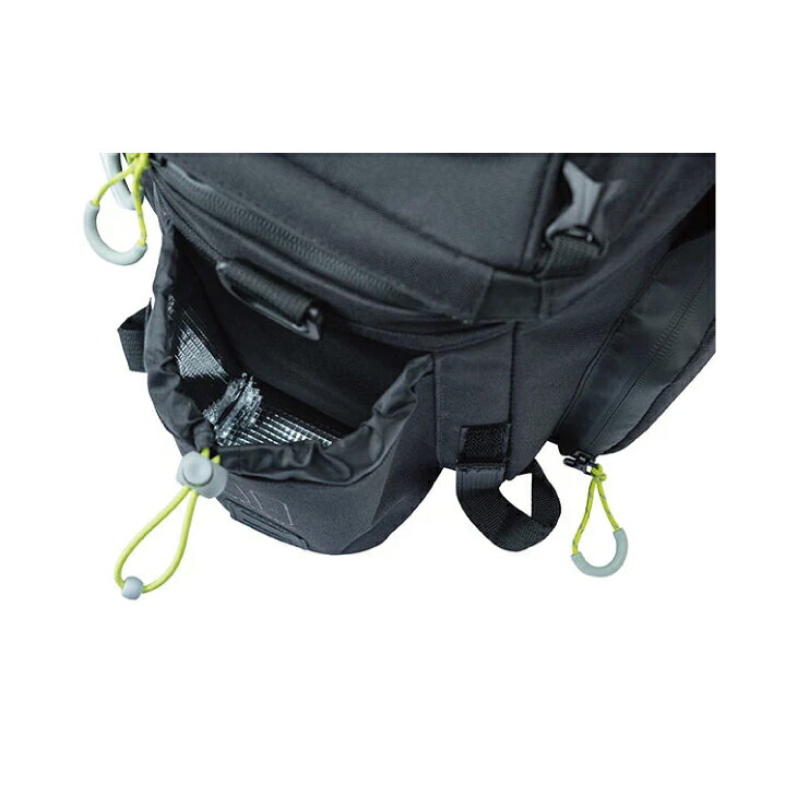 BASIL �Х��� MILES TARPAULIN TRUNKBAG XL PRO �ޥ��륺 �����ݥ�� �ȥ�󥯥Хå� XL �ץ� 9-36L �֥�å�/����� (012506)(8715019182969) �Хå�