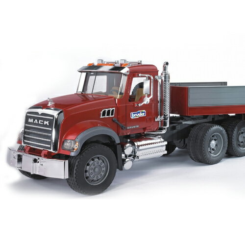 ♪【安心の正規品】　ブルーダー　02813　MACK　トラック＆JCB4CXバックホーローダー　【送料無料（北海道・沖縄県除く）】　bruder　トレーラー　コンボイ　ブルトーザー　ドイツ製