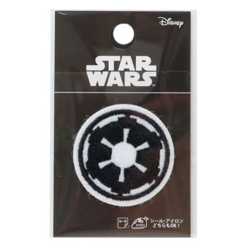 アイロンパッチシール ワッペン スターウォーズ 帝国軍 STAR WARS パイオニア 手芸用品 メール便可生活雑貨 おしゃれ 趣味 手芸 お祝い ギフトに 日用雑貨SF映画の金字塔[STAR WARS]グッズにまたまたKOOLなnewアイテム登場こちらは洋服を自分スタイルにリメイクするのに欠かせないワッペンシールとしても使用でき、アイロン接着も出来ます。服やカバンを可愛らしくリメイクしてみませんか？[使用方法]ワッペンを付けたい場所に置き、当て布をしてアイロン（140-150度）を強く押し付けて下さい。長時間のご使用や洗濯頻度の高いものは縫い付けて下さい。サイズ：約50x50mm以内▼