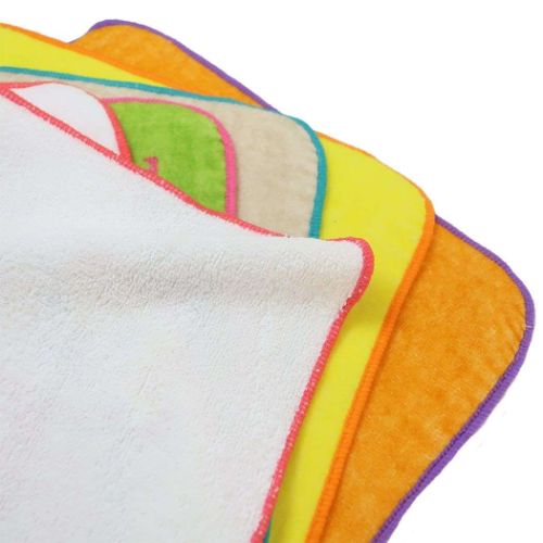 雑貨＆アートの通販店ベルコモンのミニハンドタオル ハンカチタオル ミニタオル リチャードスキャリー チーズカー スモールプラネット 汗拭きタオル 絵本メール便可｜アングル2