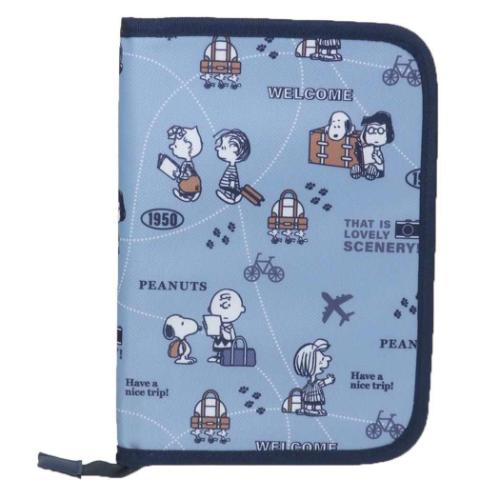 マルチポーチ トラベルポーチ スヌーピー Have a nice trip ピーナッツ カミオジャパン 母子手帳 おくすり手帳 お薬手帳 通帳 旅行 メール便可