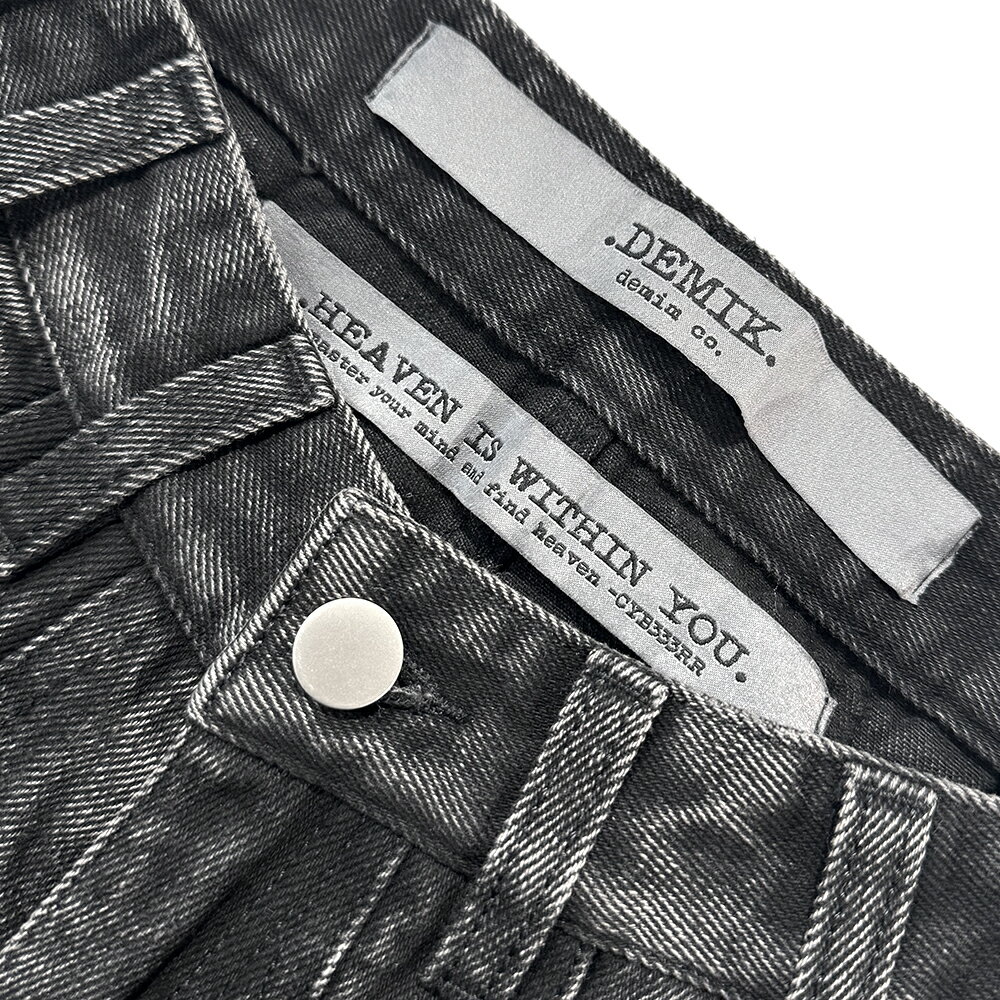DEMIK EXCLUSIVES / Scar Denim