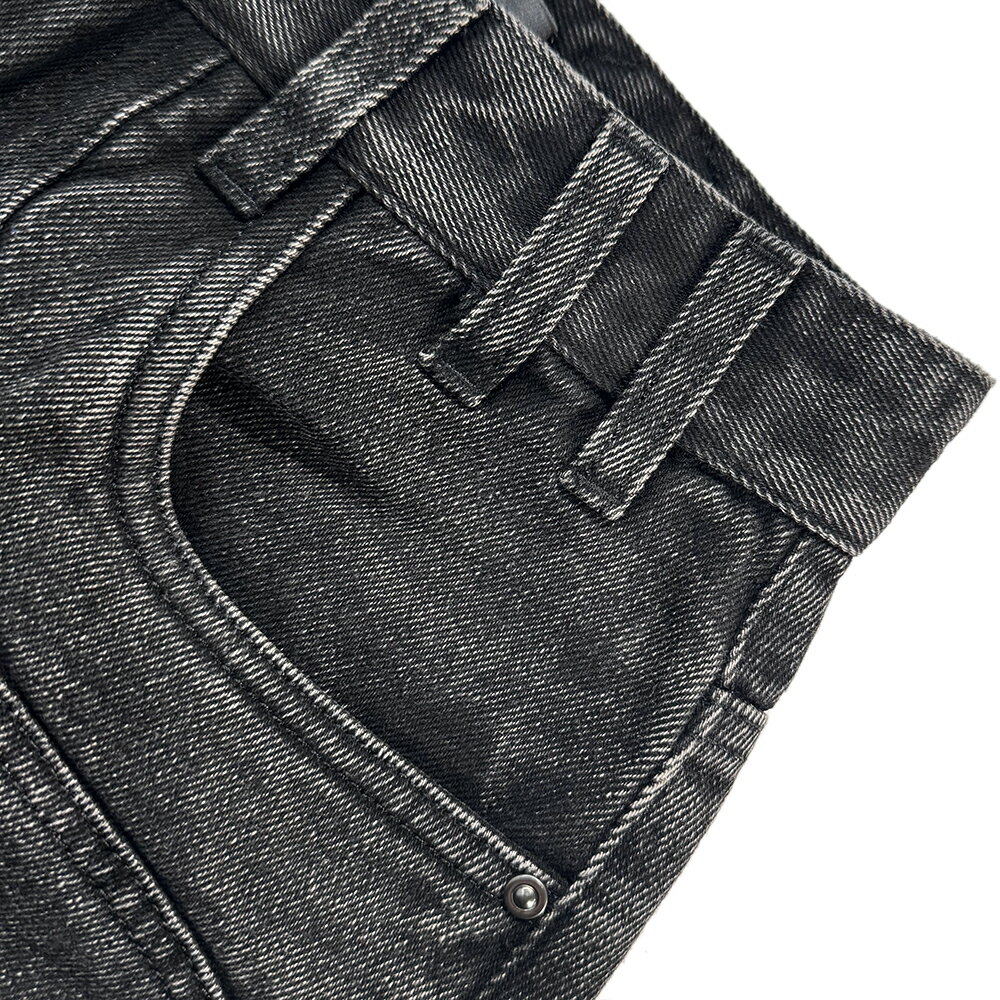 DEMIK EXCLUSIVES / Scar Denim