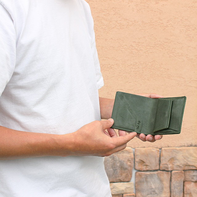 イタリアンレザーだけで作った二つ折り財布 メン...の紹介画像3