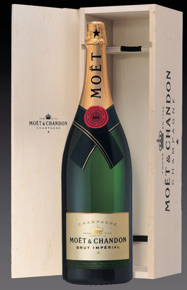 【送料無料】モエ・エ・シャンドン ブリュット・アンペリアル・ジェロボアム木箱入り 3000ml(シャンパーニュ)白【シャンパン コク辛口】【YDKG-tk】【ワイン】【RCP】^VAMC01N0^