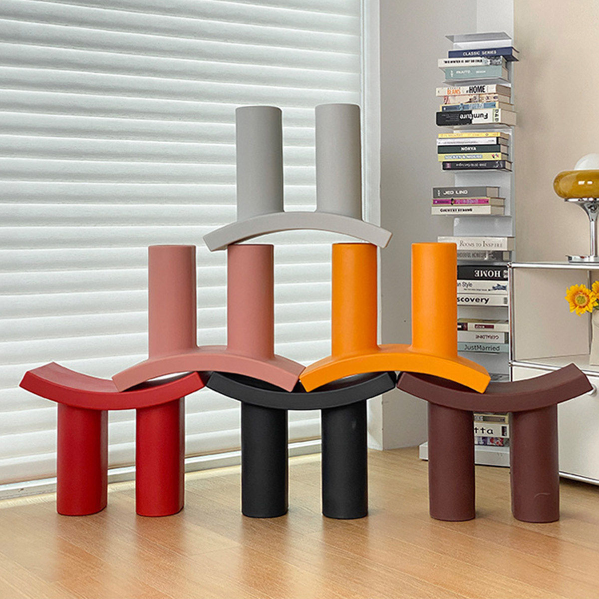 VeroMan 子ども用スツール チェア サイドテーブル 多機能家具 面白い形 ブックラック 収納棚 オブジェ 韓国インテリア レトロ 玄関スツール