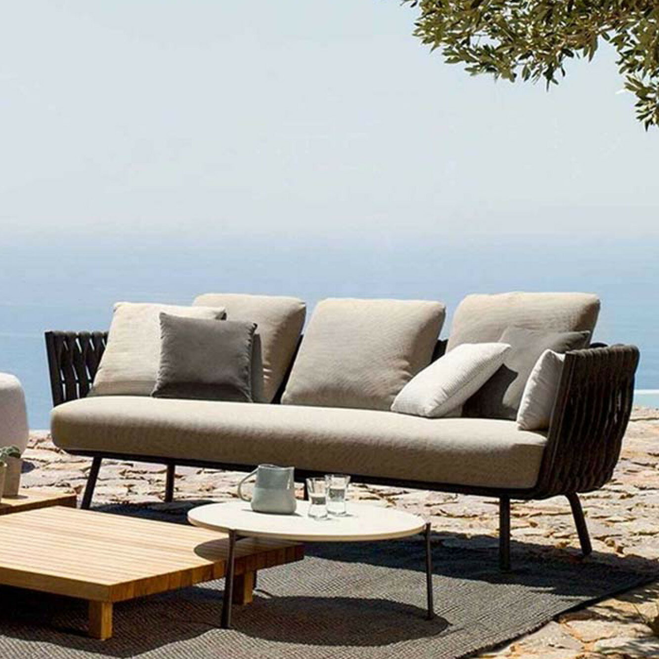 [三人掛け] VeroMan ソファ チェア カウチ 肘掛けあり アウトドア家具 アウトドア インドア 屋外 室内 ..