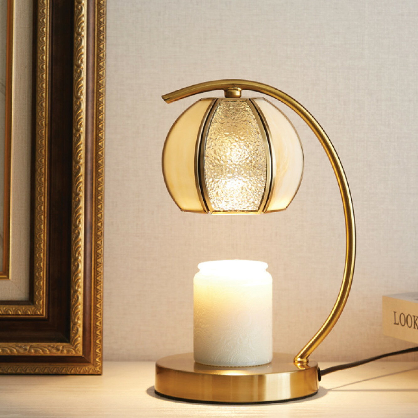 VeroMan キャンドルウォーマー ライト ランプ モザイクガラス 香る照明 香りが広がる テーブルランプ 卓上ライト ムード セラピー アンティーク 韓国インテリアのサムネイル