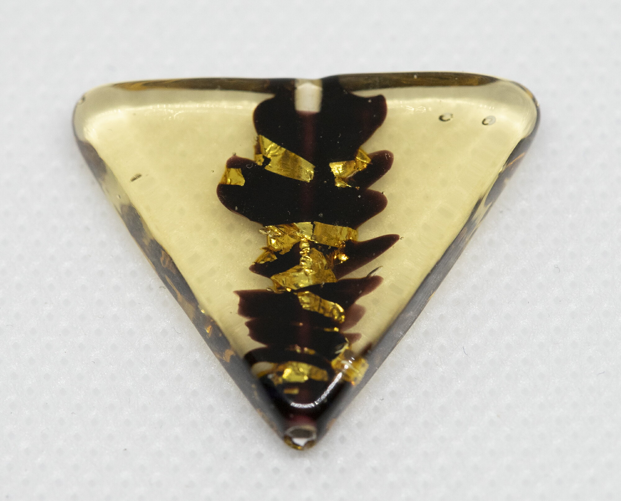 トライアングル トパーズ 一辺30ミリ 厚さ4ミリ ボヘミアンビーズ チェコ ビーズ 手芸