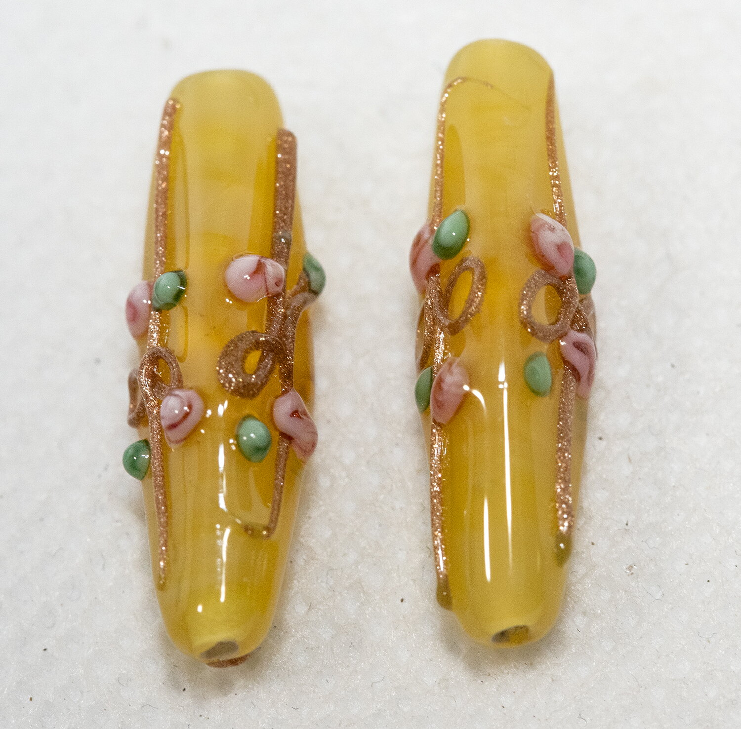 ボヘミアンビーズ バゲットローズ イエロー 2個 チェコビーズ ビーズパーツ アクセサリーパーツ