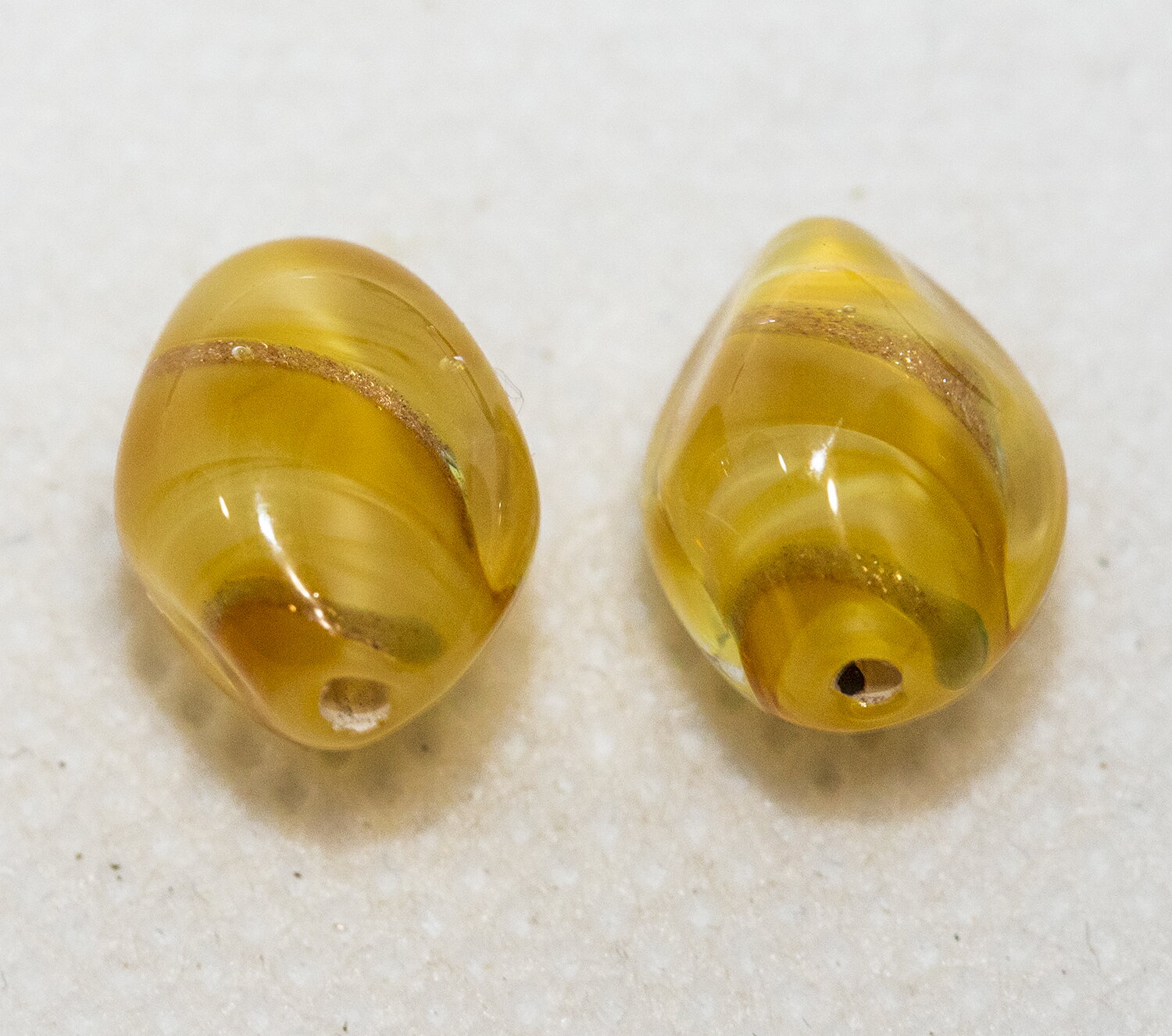 ボヘミアンビーズ チェコパタータ イエロー 2個 チェコビーズ ビーズパーツ アクセサリーパーツ