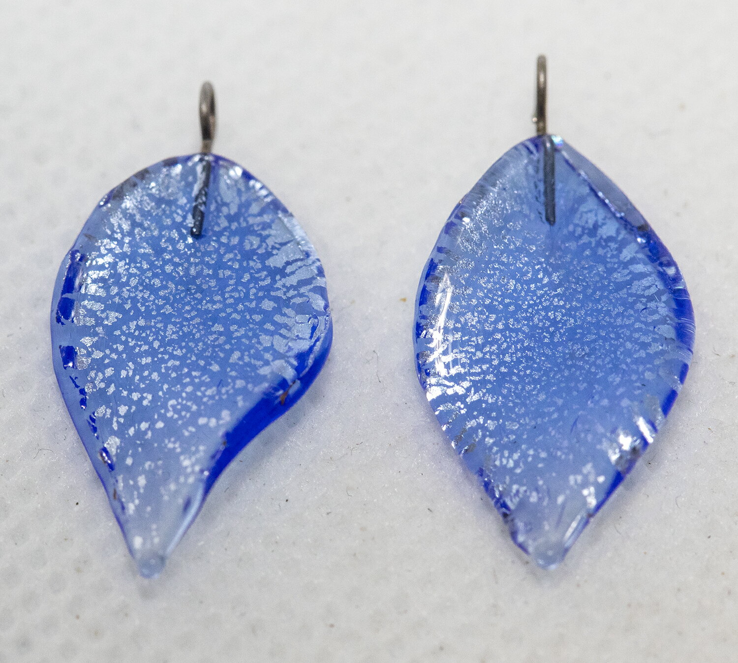 シルバーリーフ ブルー 2個入り チェコビーズ ボヘミアンビーズ ビーズパーツ アクセサリーパーツ