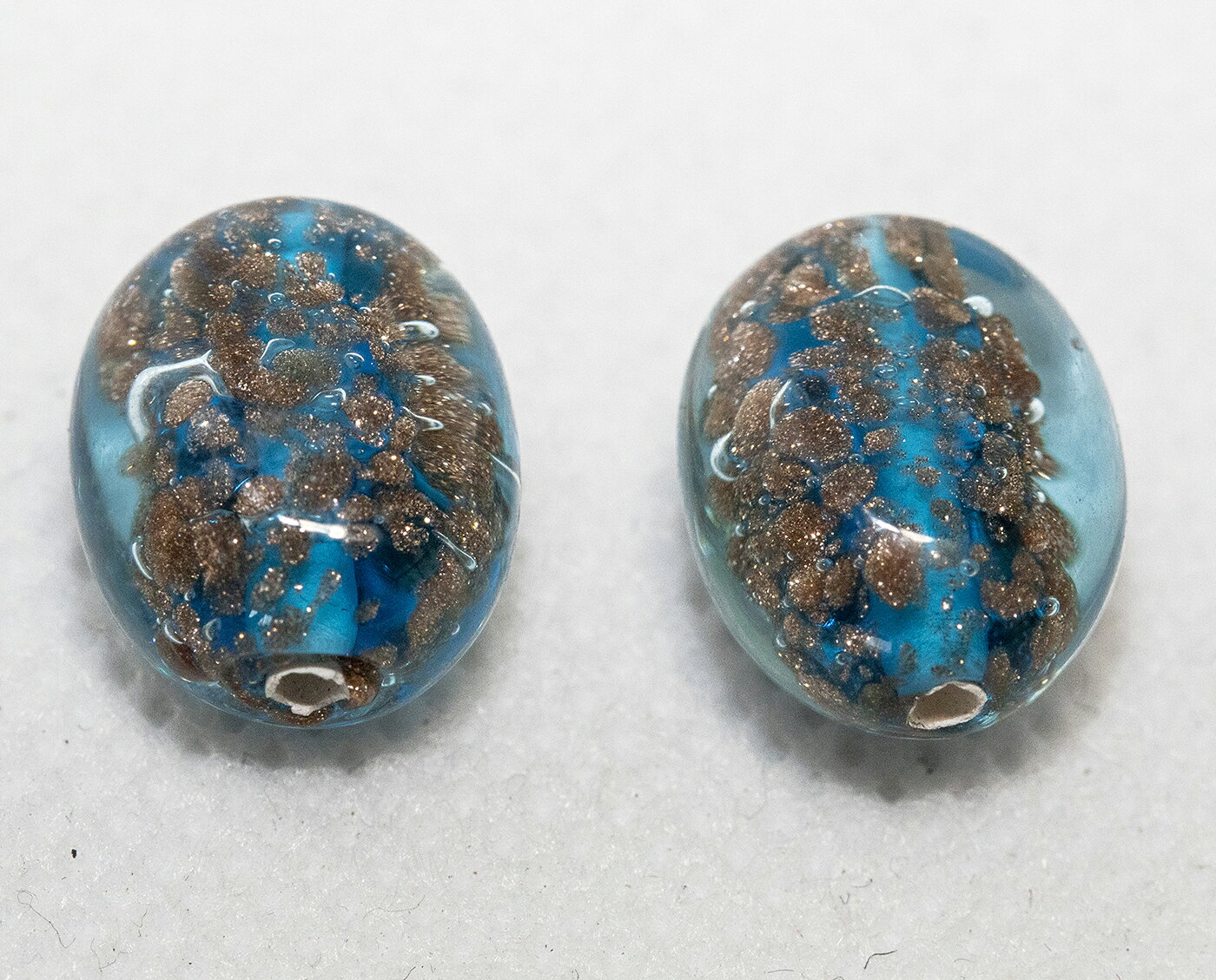 ルミナス オーバル ブルー 2個入り チェコビーズ ボヘミアンビーズ ビーズパーツ アクセサリーパーツ