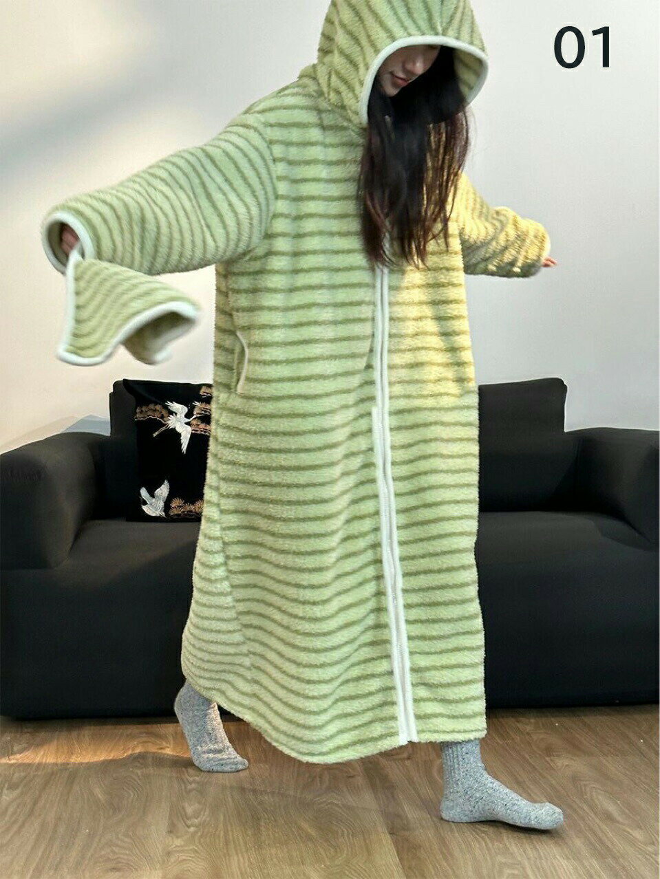 冬の珊瑚絨毯の部屋着　ロング ナイトガウンルームウェア レディース 大きいサイズ 冬 保温 前開き　ゆ..