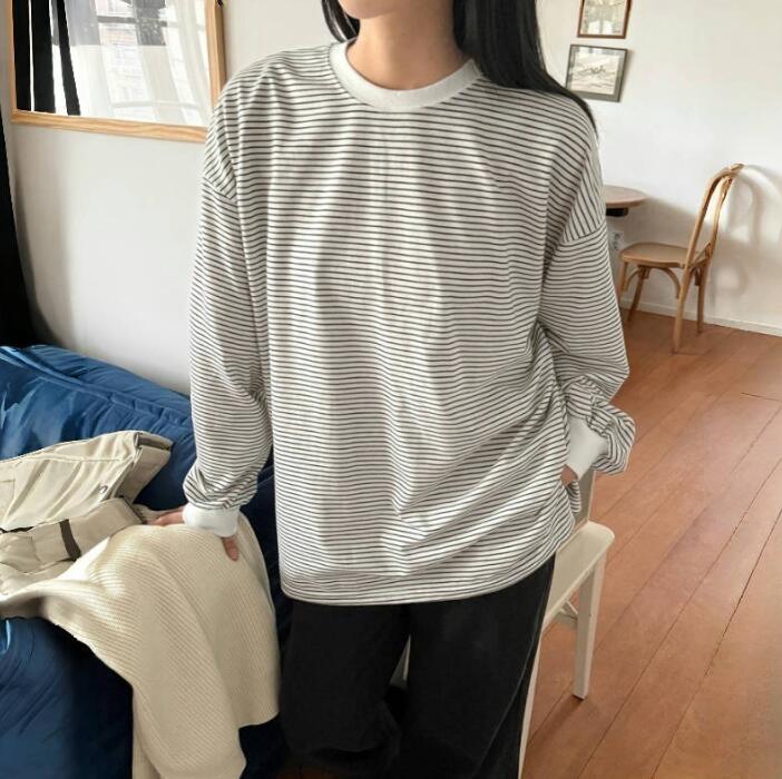 ボーダー 長袖 tシャツ レディース トップス 薄手ロンT 春秋 綿 ボーダー柄 Tシャツ カットソー クルーネック ロングtシャツ かわいい シンプル 体型カバー カジュアル 着回し 通勤 通学