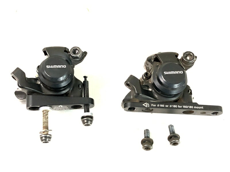 自転車基本情報 商品名 シマノ SHIMANO メカニカル ディスクブレーキキャリパー BR-RS305 機械式DISCブレーキ前後セット 〇商品種類ブレーキ参考価格-重量-状態レベル中古：B（使用感少な目/小キズ、ヨゴレ少々）状態説明小傷や擦れ傷、汚れはありますが、比較的目立った大きな傷の少ない美品商品です。 使用感がややあり、細かい傷、汚れが見られます。 ブレーキパッドの使用状況は不明なため、動作保証対象外となります。※付属品に関しては写真に写っているものですべてとなります。商品説明シマノ SHIMANO メカニカル ディスクブレーキキャリパー BR-RS305 機械式DISCブレーキ前後セット です。メーカーSHIMANO (シマノ)モデル・型番BR-RS305 (メカニカル ディスクブレーキキャリパー)商品コードcps-2609024006-pa-037684115発送元本商品は、「サイクルパラダイス東京　ネット店」より発送いたします。【重要なご案内】ご購入前に必ずお読みください。本商品は通販・配送専用商品です。店頭での商品確認や店頭お渡しができないお品となります。ご質問は、「商品についてのお問い合わせ」欄よりお送りくださいませ。お電話やメールなどで直接頂いたお問い合わせはご返信ができません。また、ご質問の内容によってはご返答できない場合がございます。予めご了承下さい。ご購入後48時間以内のお支払いお手続きをお願いしております。(期限を過ぎますとキャンセルとさせて頂きます。)