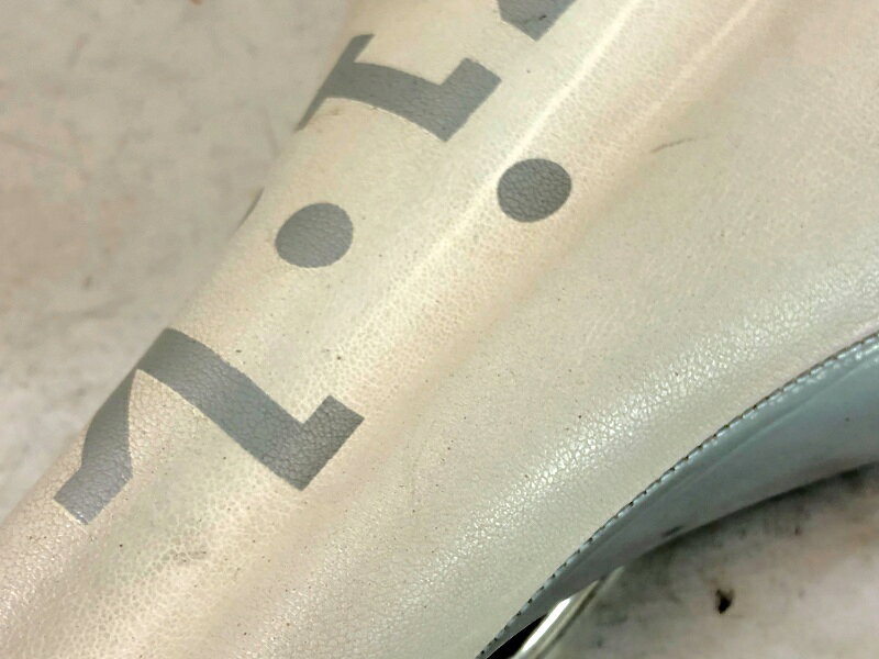 【中古】フィジーク FIZIK アリアンテ ヴァーサス ALIANTE VS SADDLE サドル