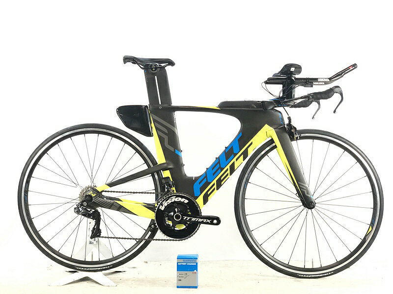 自転車基本情報 商品名 ●美品 フェルト FELT IA 14 DURA-ACE 2016年 TT トライアスロン カーボン ロードバイク 51サイズ マルチカラー ☆自転車種ロードバイク年式2016年参考価格-フレーム素材カーボンメーカーサイズ51サイズ適正身長165~175cm(あくまで目安です)ヘッドチューブ90mm（実寸）シートチューブ510mm（C-T実寸）トップチューブ500mm（C-C実寸）重量9.5kgクランクVISION TRIMAX/167.5mm変速レバーSHIMANO DURA-ACE R9160/2x11速フロントディレイラーSHIMANO DURA-ACE R9150リアディレイラーSHIMANO DURA-ACE R9150スプロケットSHIMANO 105 5800ブレーキキャリパー(F)VISION (R)SHIMANOホイールFELT/700x23cステムFELT/100mmハンドルPROFILEDESIGN/420mmシートポストFELTサドルSPECIALIZED状態レベル中古：B（使用感少な目/小キズ、ヨゴレ少々）状態説明こちらの自転車は以下の確認を行っております。変速：正常に動作します。ブレーキ：正常に動作します。タイヤ：パンクはしておりません。フレーム、その他外観：シートポストスリット用グロメットが欠品しています。ハンドル、シートポスト、エアロバーにキズがあります。その他フレームやパーツにも細かいキズや薄い汚れはありますが、全体的に使用感の少ない美品車体です。上記以外の確認とメンテナンスは行っておりません。 付属品：Di2充電器 ※ペダルは付属いたしません。別途ご用意下さい。画像に無いキズや汚れもございます。※ペダルなどの付属品に関しては写真に写っているものですべてとなりますのでご了承ください。商品説明0メーカーFELT (フェルト)モデル名IA 14 (-)商品コードcpt-2609086803-bi-037600703発送元本商品は、「サイクルパラダイス東京　ネット店」より発送いたします。【重要なご案内】ご購入前に必ずお読みください。本商品は通販・配送専用商品です。店頭での商品確認や店頭お渡しができないお品となります。ご質問は、「商品についてのお問い合わせ」欄よりお送りくださいませ。お電話やメールなどで直接頂いたお問い合わせはご返信ができません。また、ご質問の内容によってはご返答できない場合がございます。予めご了承下さい。ご購入後48時間以内のお支払いお手続きをお願いしております。(期限を過ぎますとキャンセルとさせて頂きます。)