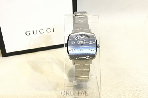 【中古】二子玉)GUCCI グッチ 未使用 グリップウォッチ GRIP 27mm 定価176,000円 インターロッキングG シルバー 体重計 クオーツ 腕時計 【中古】二子玉)GUCCI グッチ 未使用 グリップウォッチ GRIP 27mm 定価176,000円 インターロッキングG シルバー 体重計 クオーツ 腕時計