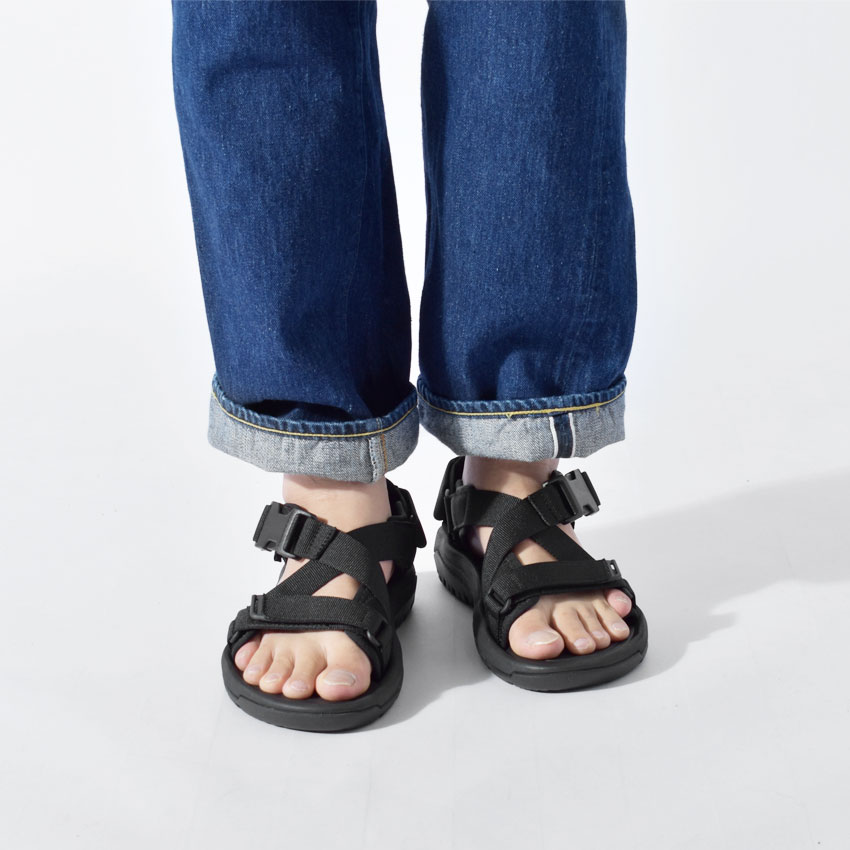 28％OFF☆テバ サンダル メンズ TEVA ハリケーン バージ テヴァ アウトドア ストラップサンダル スポーツサンダル ビーチサンダル 軽量 スポサン カジュアル シンプル ウォータープルーフ 黒 ブラック シルバー グリーン 1121534 HURRICANE VERGE Nsale