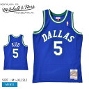 《アイテム名》 ミッチェル＆ネス ユニフォーム MITCHELL＆NESS メンズ スイングマン ジャージ ダラスマーベリックス ロード 1994-95 ジェイソンキッド SMJYGS18157-DMAROYA94JKI 《ブランドヒストリー》 Mitchell＆Nessは、1904年にアメリカ・フィラデルフィア州の同市内において、レスラーかつテニスのチャンピオンだったフランク・P・ミッチェルと、スコットランド人ゴルファ−のチャールズ・M・ネスにより創設されました。高品質・高縫製技術をモットーに、現代でもNBA(バスケットボール)、MLB(野球)、NFL(アメフト)、NHL(アイスホッケー)、NCAA(大学スポーツ協会)、MLS(サッカー)のアメリカ4大スポーツを完全サポートし、多くの公式トレーニングウェアのライセンスウェアを取り扱っています。世界中に愛好家を抱え魅了し続けるヴィンテージジャージの老舗ブランドです。 《アイテム説明》 MITCHELL＆NESSより「スイングマン ジャージ ダラスマーベリックス ロード 1994-95 ジェイソンキッド」です。1994-95年のダラスマーベリックス、ジェイソンキッドモデル。 《カラー名/カラーコード/管理No.》 ダラスマーベリックス/-/"23825070" こちらの商品は、並行輸入により海外から輸入しております。製造・入荷時期により、細かい仕様の変更がある場合がございます。上記を予めご理解の上、お買い求め下さいませ。 関連ワード： NBA ウエア タンクトップ ノースリーブ トップス ブランド バスケ バスケットボール スポーツ 人気 date 2022/08/05Item Spec ブランド MITCHELL＆NESS ミッチェル＆ネス アイテム ユニフォーム スタイルNo SMJYGS18157-DMAROYA94JKI 商品名 スイングマン ジャージ ダラスマーベリックス ロード 1994-95 ジェイソンキッド 性別 メンズ 原産国 China 他 素材 ポリエステル 100％ 採寸 単位(cm) 身幅 総丈 M 53 75 L 57 79 XL(2L) 63 82 ※上記サイズは、実際に同一の商品を採寸した結果です。商品によっては個体差がありますので誤差がでることが御座いますので参考目安としてご覧下さい。また、測定方法によっても誤差が生じますので、予めご了承ください。サイズについて詳しくはこちらをご覧下さい。 当店では、スタジオでストロボを使用して撮影しております。商品画像はできる限り実物を再現するよう心掛けておりますが、ご利用のモニターや環境等により、実際の色見と異なる場合がございます。ご理解の上、ご購入いただけますようお願いいたします。