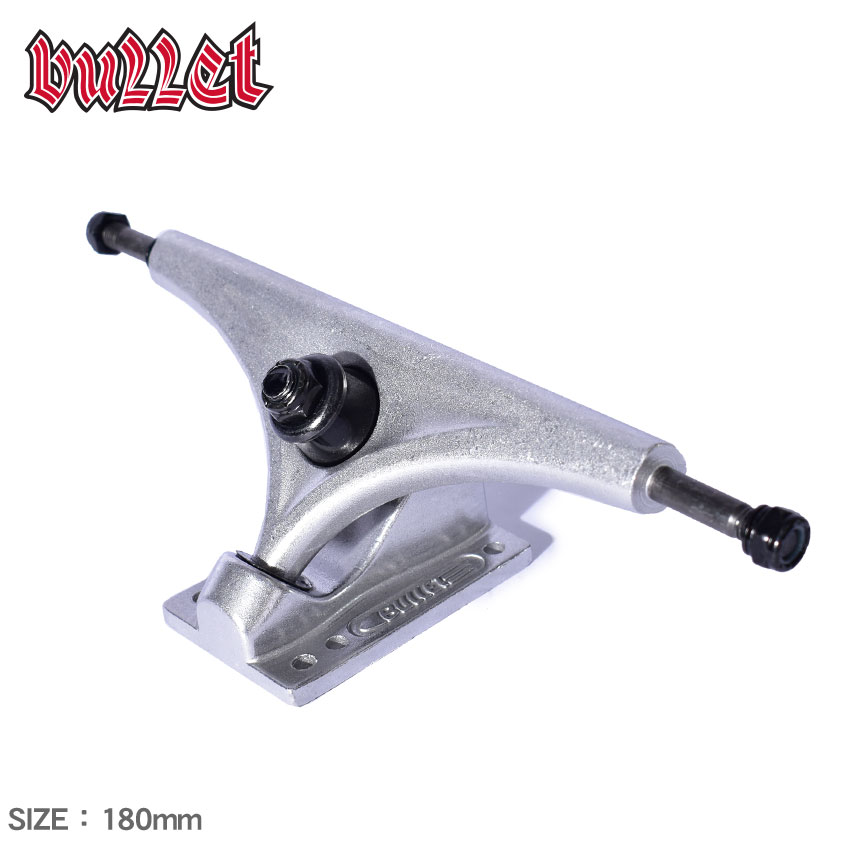 《アイテム名》 BULLET トラック 180mm POLISHED LONGBOARD TRUCKS BULLET 33132388 《ブランドヒストリー》 「BULLET（バレット）」は、デッキ、トラック、ウィールなど、ジャンルを問わず幅広く取り扱う総合ブランドです。「BULLET（バレット）」のパーツはいずれもコストパフォーマンスが高く、初心者の方でも扱いやすい商品が数多く取り揃えられています。 《アイテム説明》 BULLET(バレット)より「180mm POLISHED LONGBOARD TRUCKS BULLET」です。クルーザーやロングボード用の高品質で高性能なリバースキングピントラック。シンプルでオーソドックスなデザインです。 《カラー名/カラーコード/管理No.》 シルバー/-/"73100002" こちらの商品は、並行輸入により海外から輸入しております。製造・入荷時期により、細かい仕様の変更がある場合がございます。上記を予めご理解の上、お買い求め下さいませ。 関連ワード： ロゴ カスタム 付け替え スケートボード ボード スケボー スポーツ アウトドア ストリート シンプル NHS エヌエイチエス date 2021/07/28 ＼エントリー必須！5日限定企画／Item Spec ブランド BULLET バレット アイテム トラック スタイルNo 33132388 商品名 180mm POLISHED LONGBOARD TRUCKS BULLET 原産国 China 他 商品特性1 1セットご希望の場合は、2個ご注文下さい。 採寸 高さ 6.2cm ハンガー 18cm アクスル 9.9インチ ※上記サイズは、実際に同一の商品を採寸した結果です。 商品によっては個体差がありますので誤差がでることが御座いますので参考目安としてご覧下さい。また、測定方法によっても誤差が生じますので、予めご了承ください。 当店では、スタジオでストロボを使用して撮影しております。商品画像はできる限り実物を再現するよう心掛けておりますが、ご利用のモニターや環境等により、実際の色見と異なる場合がございます。ご理解の上、ご購入いただけますようお願いいたします。