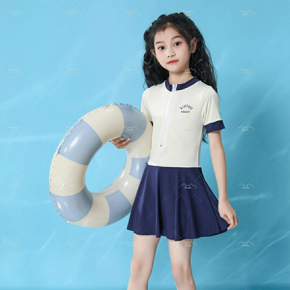 女の子用 ワンピース水着 中学生 学院風 速乾 韓国風 温泉対応 保守的 スカート付き 水着