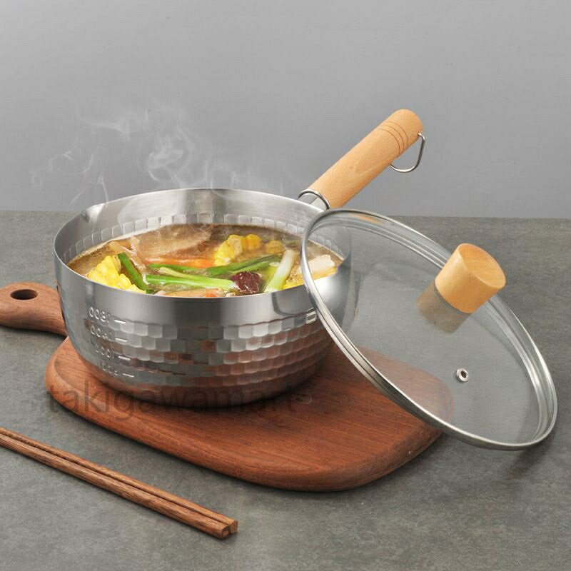 雪平鍋 3サイズから選べ おしゃれ ステンレス製 ガス火・IH対応 ラーメン鍋 軽くて使いやすい 片手鍋 行平鍋 なべ 小鍋 蓋付き 1人食 2人食 3人食 木柄 槌目行平鍋 両側注ぎ口 味噌汁用の鍋 目盛り付き 飲食店/ラーメン店