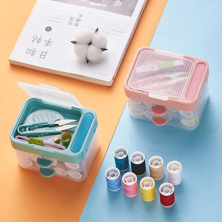 裁縫セット ソーイングセット コンパクト 裁縫箱 裁縫 道具 大人 スリム 小学生 男の子 女の子 大人 ばさみ 薄型 スリムケース ボックス ソーイングボックス 収納ボックス 裁縫ケース 小物入れ ふた付き 針糸セット 16色糸 小学校 家庭 裁縫箱 携帯用 持ち運び 送料無料 2