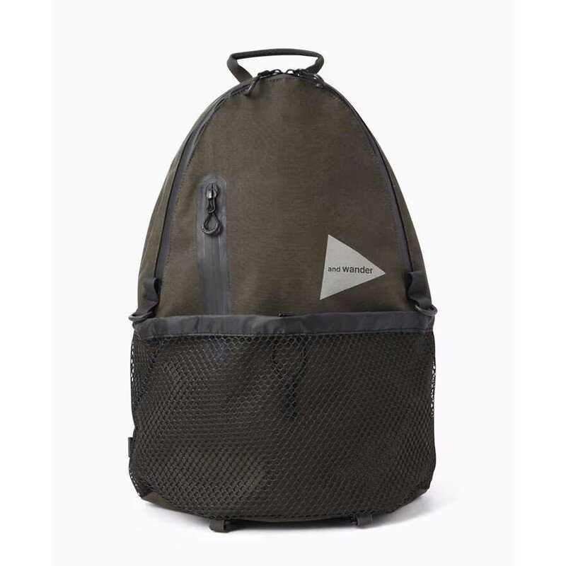 Ah_[ and wander PE/CO 20L daypack d.khaki [5743975008]