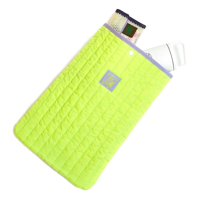 ブルーラグ BLUE LUG padding pc sleeve 16inch flash green