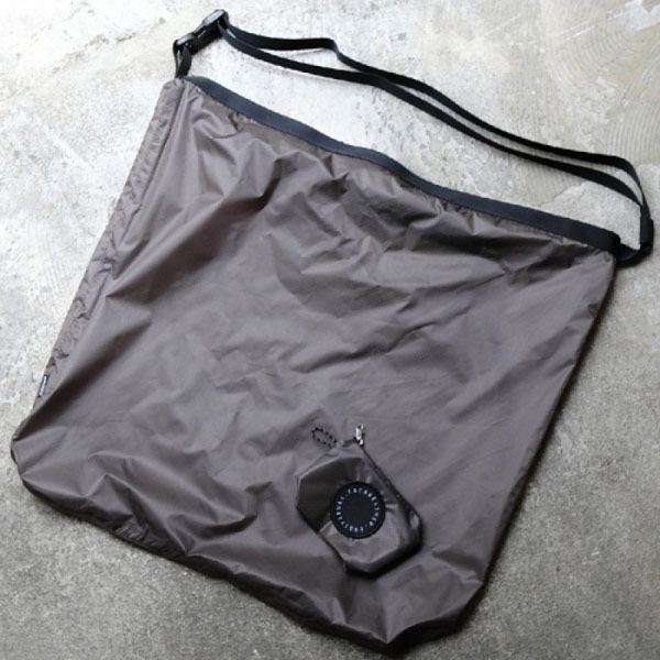 ե FAIRWEATHER packable sacoche gray [ѥå֥륵å][쥤][ѥå֥ݡ][žѥХå][ХХå][ɿ]