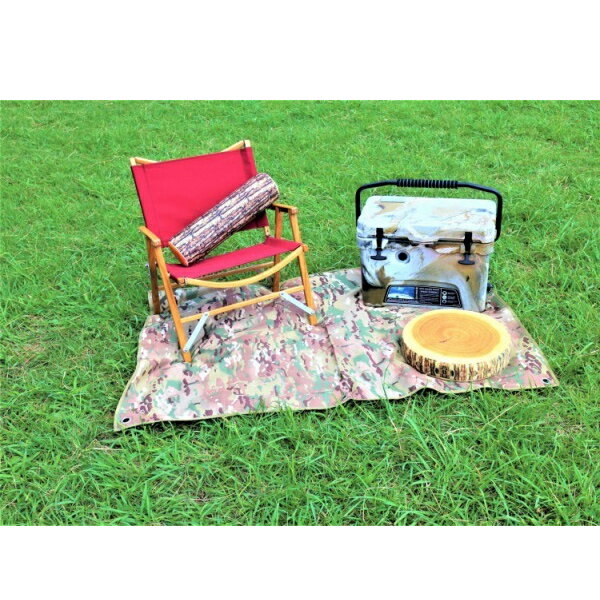 Oregonian Camper[オレゴニアンキャンパー]Camo WP Ground Sheet M　Camo 商品説明 ベストセラーのグランドシートにカモ柄の新色が登場です！中でも人気の高いマルチカムを採用し、もちろん裏面は防水加工。従来よりも、よりしなやかな生地の仕上がりになっております。角に施されたハトメにペグ(杭)を打ち、風によるめくれ上がりを防ぐ事ができます。軍幕やミリタリーテイストのアウトドアスタイルにピッタリのアイテムです。 スペック サイズ 140×100cm 生産国 中国 備考 ※サイズは実測値になります。多少の誤差はご容赦ください。 ※モニターによって色の見え方が異なる場合があります。 ※ロットにより多少デザインが変更になる場合がございます。 関連商品ラインナップ BRAND Oregonian Camper / オレゴニアンキャンパー アウトドアウェアを中心にMade in USA にこだわったブランド「Oregonian Outfitters」。その派生キャンプギアラインが「Oregonian Camper」です。 商品一覧を見る >>