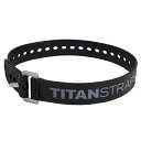 TITAN STRAPS[タイタンストラップ]タイタンストラップ工業用 25インチ（64cm） ブラック 商品説明 アメリカから簡単でタフなストラップが上陸。その名も「TITAN STRAPS（タイタンストラップ）」。強靭さ、タフさの象徴であるギリシャ神話の神「Titan」から名付けられたブランド名の通り、とても丈夫なストラップは、作業現場や消防、レスキューなど苛酷な環境においても使用されており高い信頼を得ています。豊富なサイズで様々な用途に対応できる万能ストラップです。 【丈夫】引張り強度は60ポンド（約27kg） 【安心】低温化（-30℃）でもしなやかさを保ち、またUVカット加工もされているため、劣化による破断リスクを軽減！また、外した時の反発も少なく、跳ね返ってくる心配もありません。 【簡単】3ステップで簡単取り付け！ 1.ストラップを通す 2.ストラップを折り返す 3.引張って留める 例えばこんな使い方 ・ タープのポールをまとめたい ・ スキーストラップに ・ 薪をまとめて運ぶときに ・ 怪我をした時の止血に ・ 自転車やバイクへの荷物の固定にetc. BRAND TITAN STRAPS / タイタンストラップ アメリカから簡単でタフなストラップが上陸。その名も「TITAN STRAPS（タイタンストラップ）」。強靭さ、タフさの象徴であるギリシャ神話の神「Titan」から名づけられたブランド名のとおり、とても丈夫なストラップは、作業現場や消防、レスキューなど過酷な環境においても使用されており、高い信頼を得ています。豊富なサイズで様々な用途に対応できる万能ストラップです。 商品一覧を見る >> [TITAN STRAPS][タイタンストラップ][ストラップ][荷物][梱包][アウトドア]