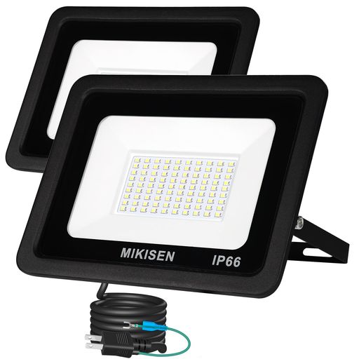 【ご購入前の重要な確認事項】いつもご利用いただき、誠にありがとうございます。いつも【vicsystore楽天市場店】をご利用いただき、誠にありがとうございます。 最近、商品の入数・数量・サイズなどのご注文内容に関する間違いが増えております。 お手数ではございますが、ご購入手続きの際には、入数・数量・サイズを今一度ご確認いただけますようお願いいたします。 ご注文から30分以上経過した場合、入数・数量・サイズ等の間違いによるキャンセルはお受けできません。 ご不明な点がある場合は、必ずご注文前にお問い合わせください。 🚚ご注文に関するご案内 最短でのお届けをご希望の方へ 日時指定をされない場合、最短での発送手配が可能です。お急ぎの場合は日時指定なしでのご注文をおすすめいたします。 営業所留めについて 営業所留めには対応しておりません。 誤った郵便番号や住所でご注文された場合、発送時に発生した費用や損失はお客様のご負担となりますのでご注意ください。 お支払い方法について コンビニ払い・銀行振込などの前払いの場合は、ご入金確認後に在庫を確保いたします。 そのため、ご入金のタイミングによっては欠品となる場合がございます。 ギフト対応について 誠に申し訳ございませんが、のし・ラッピング・メッセージカード等のギフト対応は行っておりません。 ご購入数量の上限について 当店ではすべての商品に購入上限を設けております。 上限を超える数量をご希望の場合は、ご購入前に必ずお問い合わせください。 キャンセルについて ご注文から30分を過ぎた場合、お客様都合によるキャンセルはお受けできません。 内容に不安がある場合は、ご注文前に必ずお問い合わせください。 仕様:【スイッチなし】【定格入力电压:AC90-110V/50~60Hz】【消費電力:80w】【ケーブル長:1.8m、アース端子付2Pプラグ】【色温度:6500K10000LM】【演色性:Ra≧80】【発光角度:120°】【本体材質:アルミダイカスト・強化ガラスカバー】【サイズ:205*150mm】【日本語取扱説明書(保証書付き)】 【1.8mコード付き&amp;高放熱構造】お客様の声に応じて登場:従来品(1.5mコード)よりコードの長さを1.8mに改良して、設置時の自由度を高めることができ、led投光器の設置範囲が広くなります。本体は高品質アルミニウム合金と6mmヒートシンクを採用して、led投光器の表面積を増加させることで、放熱性、安定性、信頼性がさらに向上します。 【IP66防水&amp;防水通気フィルタ付き】led投光器の本体はアルミケース+ガラスカバーで構成されて、本体とガラスカバー、コードの接続先には防水処理が施されています。しかも防水通気フィルタ付き、投光器本体の内外の圧力を均等に保ち、結露を抑え、製品寿命を伸ばすことができます。