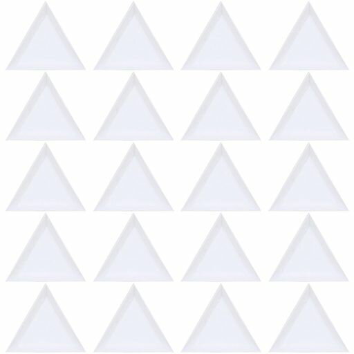 【ご購入前の重要な確認事項】いつもご利用いただき、誠にありがとうございます。いつも【vicsystore楽天市場店】をご利用いただき、誠にありがとうございます。 最近、商品の入数・数量・サイズなどのご注文内容に関する間違いが増えております。 お手数ではございますが、ご購入手続きの際には、入数・数量・サイズを今一度ご確認いただけますようお願いいたします。 ご注文から30分以上経過した場合、入数・数量・サイズ等の間違いによるキャンセルはお受けできません。 ご不明な点がある場合は、必ずご注文前にお問い合わせください。 🚚ご注文に関するご案内 最短でのお届けをご希望の方へ 日時指定をされない場合、最短での発送手配が可能です。お急ぎの場合は日時指定なしでのご注文をおすすめいたします。 営業所留めについて 営業所留めには対応しておりません。 誤った郵便番号や住所でご注文された場合、発送時に発生した費用や損失はお客様のご負担となりますのでご注意ください。 お支払い方法について コンビニ払い・銀行振込などの前払いの場合は、ご入金確認後に在庫を確保いたします。 そのため、ご入金のタイミングによっては欠品となる場合がございます。 ギフト対応について 誠に申し訳ございませんが、のし・ラッピング・メッセージカード等のギフト対応は行っておりません。 ご購入数量の上限について 当店ではすべての商品に購入上限を設けております。 上限を超える数量をご希望の場合は、ご購入前に必ずお問い合わせください。 キャンセルについて ご注文から30分を過ぎた場合、お客様都合によるキャンセルはお受けできません。 内容に不安がある場合は、ご注文前に必ずお問い合わせください。 ※なぜなら、機械製造のためでございます。三角形ビーズトレーの角部分にくぼみや、裏面に小さな突起が見られる場合がございます。また、一部に傷やバリ、汚れの付着がある場合がございます。これらは製造工程上避けることのできない現象でございます。予めご了承の上、お買い求めくださいませ。 材質:プラスチック。重量:約49g。 複数の用途:ネイルアートやDIYハンドメイドアクセサリーの保存やディスプレイに最適な、ダイヤモンドやクリスタルなど様々な形状のアイテムを収納することができるトレイです。 収納便利:トレーの内側には、角に2つずつ合計6つの突起がありますが、これはトレーを重ねる際にトレー同士の隙間が生じるように意図的に作られたものです。 分類と収納:三角形のアートペインティングビーズ分類トレイは、ビーズ、ラインストーン、ジュエリーなどの小物を整理し保管するのに便利。