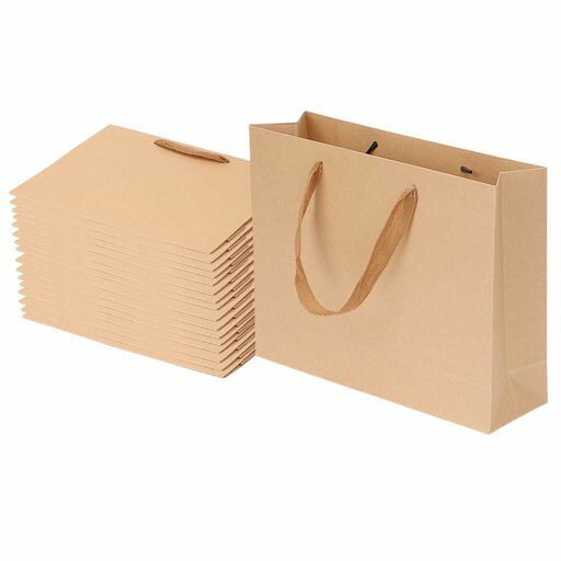 【ご購入前の重要な確認事項】いつもご利用いただき、誠にありがとうございます。いつも【vicsystore楽天市場店】をご利用いただき、誠にありがとうございます。 最近、商品の入数・数量・サイズなどのご注文内容に関する間違いが増えております。 お手数ではございますが、ご購入手続きの際には、入数・数量・サイズを今一度ご確認いただけますようお願いいたします。 ご注文から30分以上経過した場合、入数・数量・サイズ等の間違いによるキャンセルはお受けできません。 ご不明な点がある場合は、必ずご注文前にお問い合わせください。 🚚ご注文に関するご案内 最短でのお届けをご希望の方へ 日時指定をされない場合、最短での発送手配が可能です。お急ぎの場合は日時指定なしでのご注文をおすすめいたします。 営業所留めについて 営業所留めには対応しておりません。 誤った郵便番号や住所でご注文された場合、発送時に発生した費用や損失はお客様のご負担となりますのでご注意ください。 お支払い方法について コンビニ払い・銀行振込などの前払いの場合は、ご入金確認後に在庫を確保いたします。 そのため、ご入金のタイミングによっては欠品となる場合がございます。 ギフト対応について 誠に申し訳ございませんが、のし・ラッピング・メッセージカード等のギフト対応は行っておりません。 ご購入数量の上限について 当店ではすべての商品に購入上限を設けております。 上限を超える数量をご希望の場合は、ご購入前に必ずお問い合わせください。 キャンセルについて ご注文から30分を過ぎた場合、お客様都合によるキャンセルはお受けできません。 内容に不安がある場合は、ご注文前に必ずお問い合わせください。 【高品質素材】:高品質エコクラフト紙でよく加工しており、耐久性がいいです。頑丈な織りハンドルは、通常のハンドルよりも強い高級感を与え、高負荷時でもより快適なフィーリングを提供します、繰り返しご利用頂けます。 【丈夫なハンドル】:クラフト紙バッグのハンドルはバッグにしっかりと固定されています。他のバッグのハンドルのように落ちることはありません。バッグのすべてのシールは非常に強力で、簡単に開いたり破れたりすることはありません。大きな開口部により、大きなアイテムを収納できます。 【自由にDIY】スタンプを押すや、お描きなどして、無地デザインなので、ステッカーやシールなどでアレンジを加えることも、オリジナルのギフトバッグを作って贈っても喜ばれます。 【リサイクル】:使い捨てではなく、繰り返しご利用いただけます。底が平らな頑丈なデザインで、紙袋は簡単に立つことができます。業務用としてもご利用頂けます。雑貨店、パン屋、ショップ袋としても使えます。