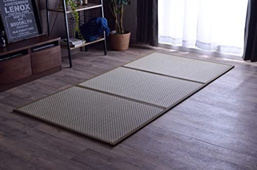 イケヒコ い草 マットレス 寝具 ラグマット フレア シングル 約100×210CM ベージュ コンパクト 三つ折り 日本 国産 畳 カビ防止 置き畳 軽量 梅雨 湿気 対策 新生活 こたつ敷 #8328119