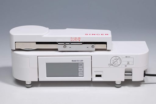 【ご購入前の重要な確認事項】 いつもご利用いただき、誠にありがとうございます。 いつも【vicsystore楽天市場店】をご利用いただき、誠にありがとうございます。 最近、商品の入数・数量・サイズなどのご注文内容に関する間違いが増えております。 お手数ではございますが、ご購入手続きの際には、入数・数量・サイズを今一度ご確認いただけますようお願いいたします。 ご注文から 30分以上経過した場合、入数・数量・サイズ等の間違いによるキャンセルはお受けできません。 ご不明な点がある場合は、必ずご注文前にお問い合わせください。 🚚 ご注文に関するご案内 最短でのお届けをご希望の方へ 日時指定をされない場合、最短での発送手配が可能です。お急ぎの場合は日時指定なしでのご注文をおすすめいたします。 営業所留めについて 営業所留めには対応しておりません。 誤った郵便番号や住所でご注文された場合、発送時に発生した費用や損失はお客様のご負担となりますのでご注意ください。 お支払い方法について コンビニ払い・銀行振込などの前払いの場合は、ご入金確認後に在庫を確保いたします。 そのため、ご入金のタイミングによっては欠品となる場合がございます。 ギフト対応について 誠に申し訳ございませんが、のし・ラッピング・メッセージカード等のギフト対応は行っておりません。 ご購入数量の上限について 当店ではすべての商品に購入上限を設けております。 上限を超える数量をご希望の場合は、ご購入前に必ずお問い合わせください。 キャンセルについて ご注文から 30分を過ぎた場合、お客様都合によるキャンセルはお受けできません。 内容に不安がある場合は、ご注文前に必ずお問い合わせください。 サイズ(使用時)高さ130x幅325x奥行240(mm) サイズ(収納時)高さ130x幅325x奥行130(mm) 重量:約2.0kg