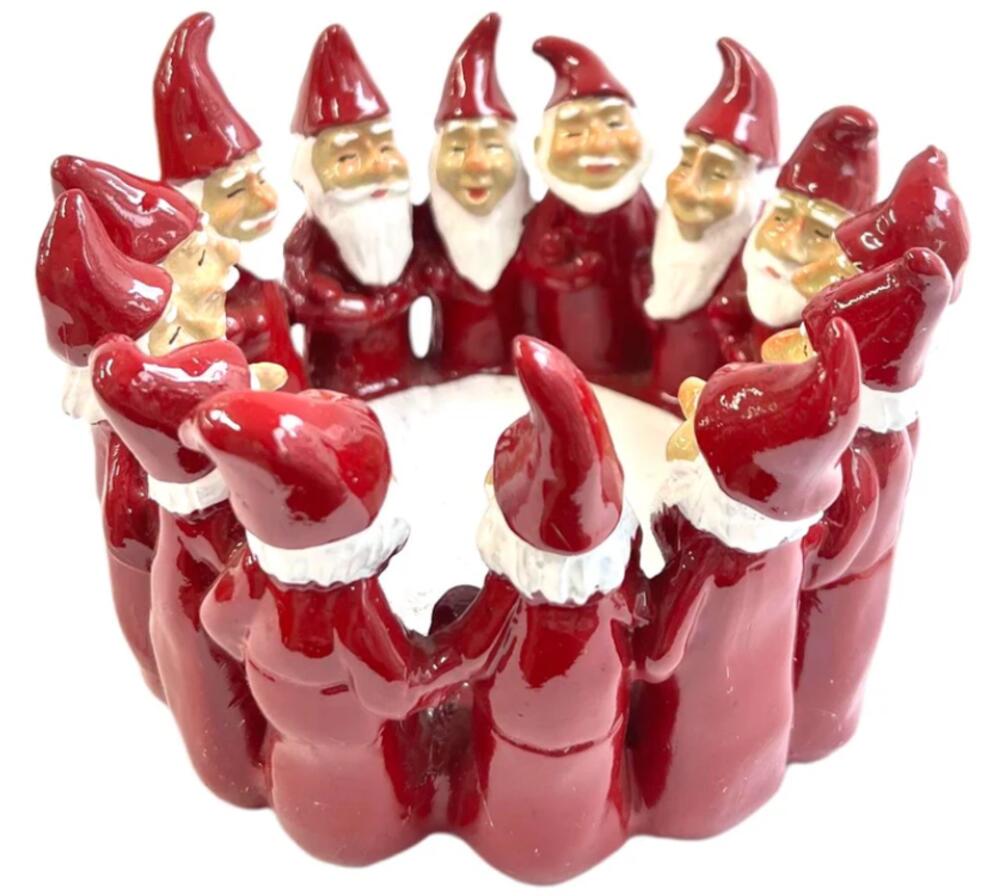 HARVESTTIME セラミックロウソク入れ（赤サンタ）＜柄3：寸法：16x16x10.5cm ＞［セラミックロウソク入れ　キャンドルホルダー　サンタクロース　赤サンタ　北欧デザイン　スウェーデン雑貨　クリスマスインテリア　クリスマス雑貨　ホリデーデコレーション］