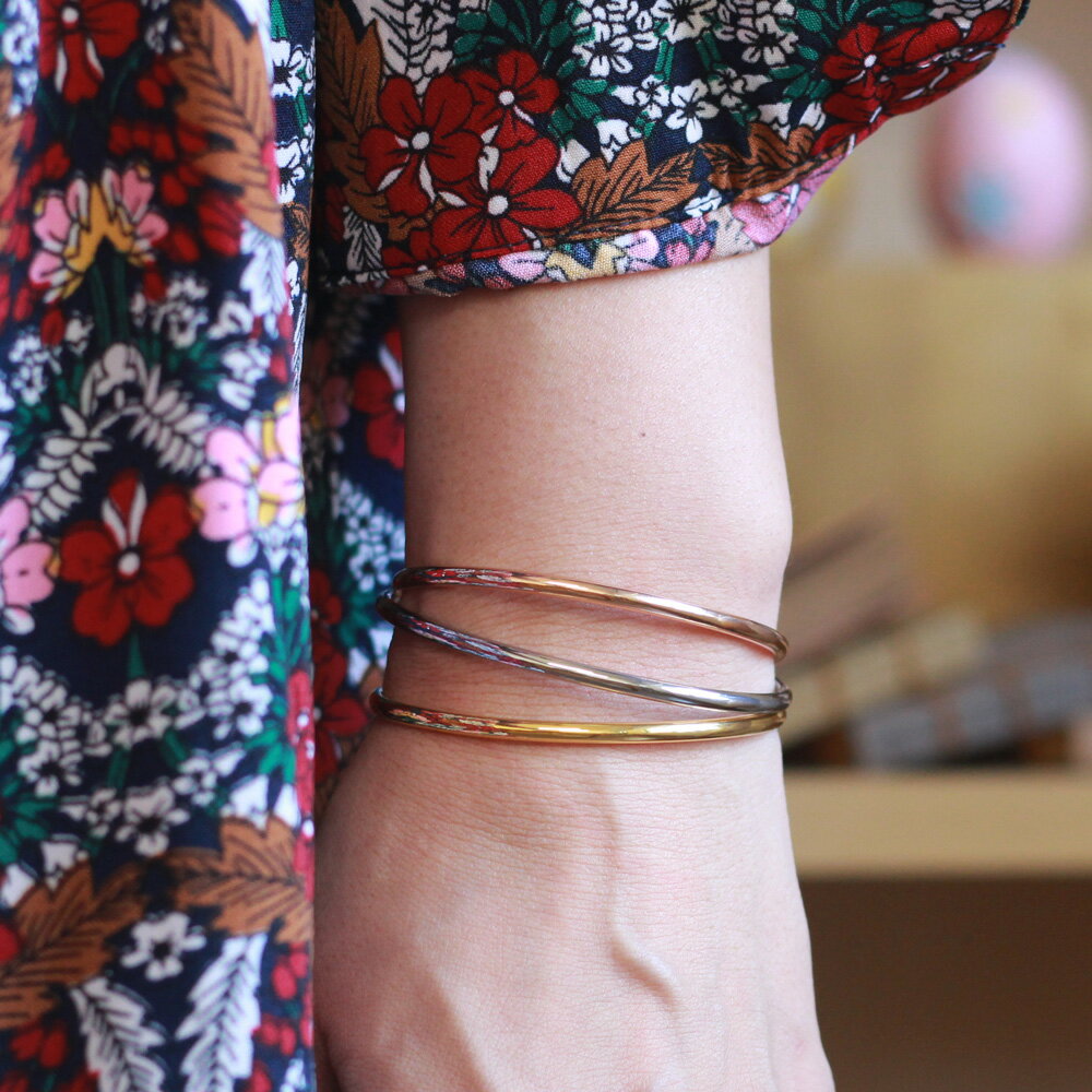 【人気NO1】アレルギーフリー ステンレスバングル ペアバングル ピンク ゴールド イエロー シルバー 名入れ刻印無料 金属アレルギー対応 送料無料 バングル ...