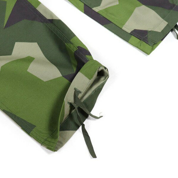 スウェーデン軍BDU（Battle Dress Uniform） M90グリーンカモ カーゴパンツ レプリカ XS 送料無料！