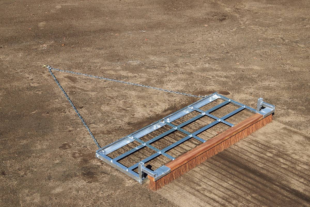 【直送】トーエイライト TOEI LIGHT スポーツ・アウトドア グランドならし180ブラシ歯付(シダ) G1781 ..