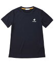 商品名 &nbsp;ルコック le coq sportif マルチトレ−ニング トップス単品（シャツ短） エコペットショートスリーブシャツ ネイビー(NVY) L QMWTJA30Z &nbsp;商品説明 ■素材/使用済みのペットボトルや衣料品、繊維くずを原料とした環境配慮型のエコペット素材です。吸汗速乾性を有したベーシックなシャツ素材。　■着用シーン/ランニングやジョギング、ジムトレーニング　■デザイン・機能/汗をかいても素早く乾く機能半袖Tシャツです。シンプルなワンポイントデザインが、どんなスポーツウェアにも合わせやすい1枚。サイズ：S・M・L・O素材：ポリエステル 100%　機能：吸汗速乾,UPF15原産国；インドネシア■サイズ・色違い・関連商品サイズや色違いをお探しの場合は、以下からお探し下さい関連商品の検索結果一覧はこちら→　同型番で同色の商品はこちら→　同型番で同サイズ商品はこちら