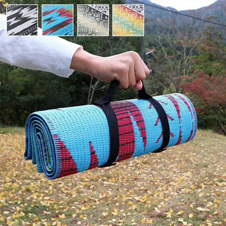 150円オフクーポンあり【先着利用】日本製 洗える レジャー シート アウトドア お手入れ 持ち運び 便利 簡単 楽 PP ポリプロピレン ネイティブ カラフル ブルー 約87×140cm カー イケヒコ 1090560313004 送料無料 +25