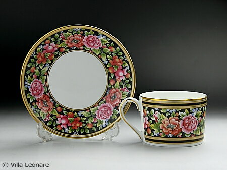 【ウエッジウッド】クリオ 花柄　カップ＆ソーサーのサムネイル